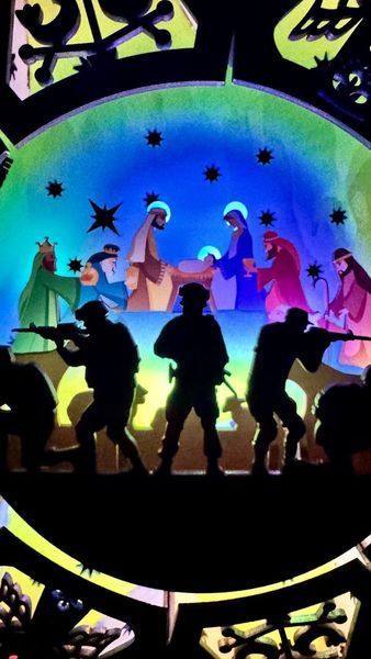 Кольорова Різдвяна вертепна зірка з підсвіткою "Янгол життя" 000 фото